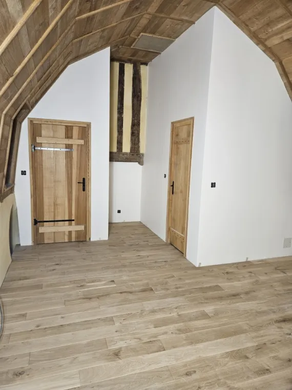 Pose de parquet en chêne massif à Gadencourt., Vernon, Houelle Menuiserie