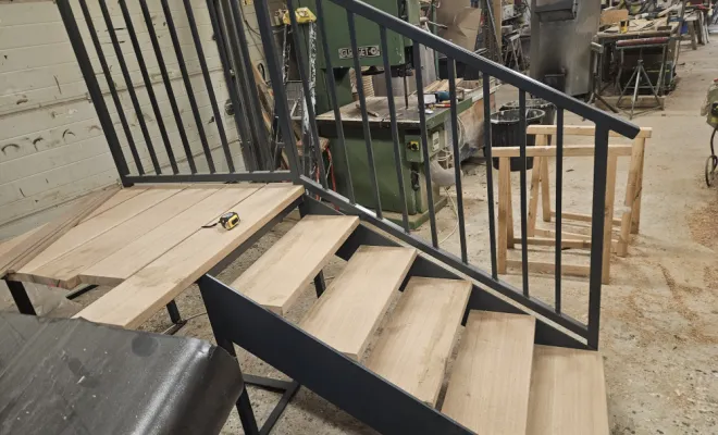 Fabrication et pose d'un escalier extérieur à Pacy-sur-Eure., Vernon, Houelle Menuiserie